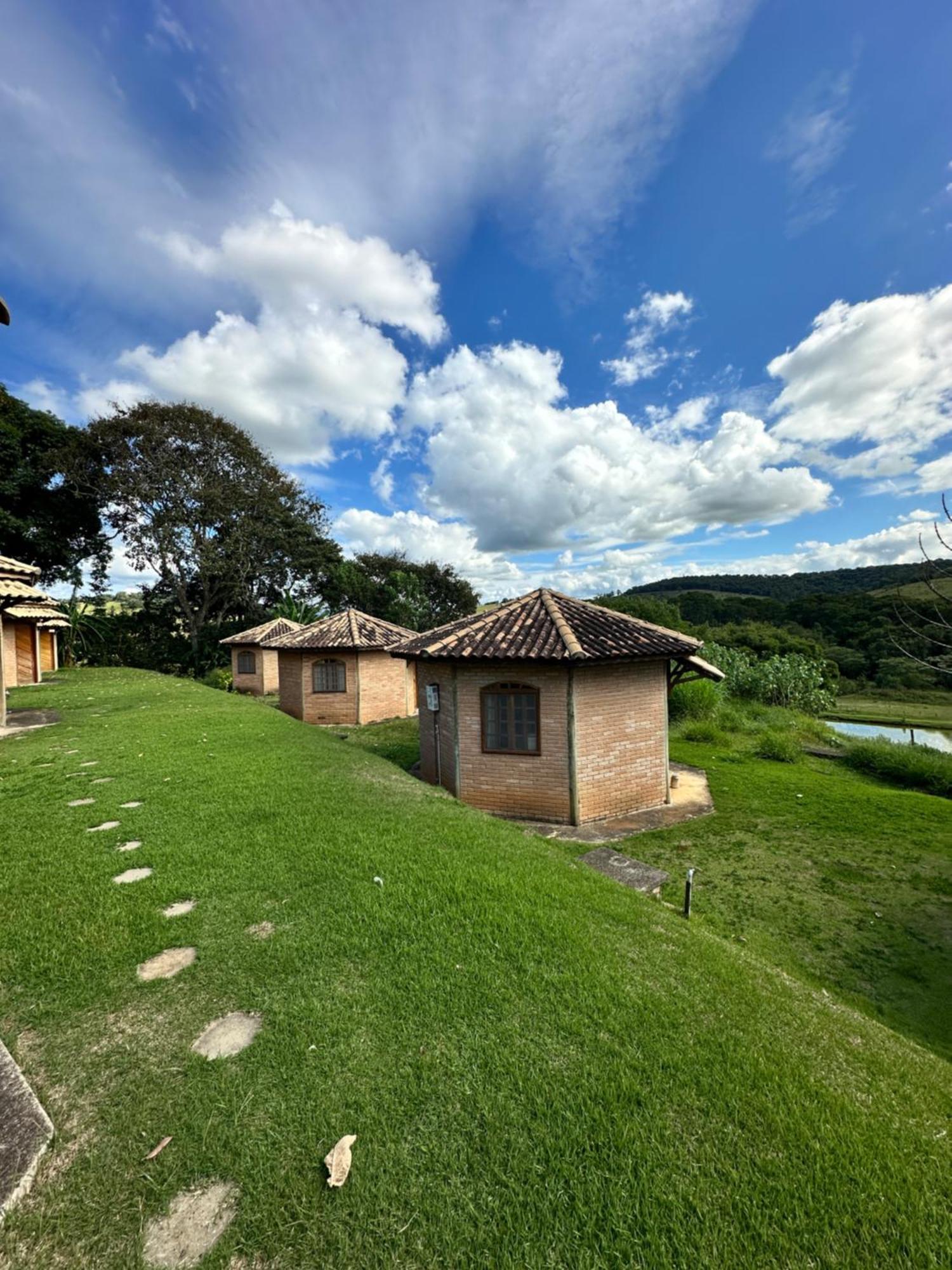 Chales Reviva Sao Sebastiao do Rio Verde Exterior photo